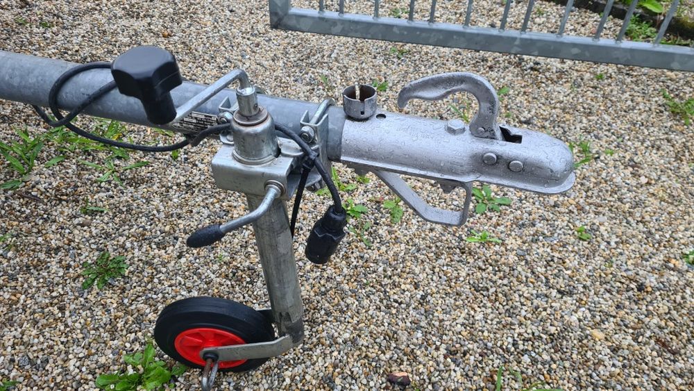 Ремарке HUMBAUR с бризент