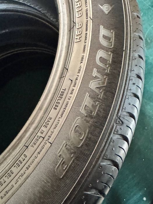 225/55/19 dunlop balon