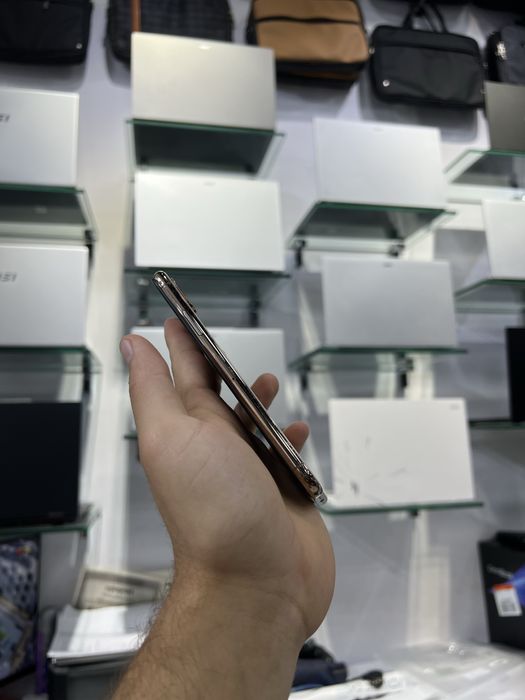 Iphone xs bez feys