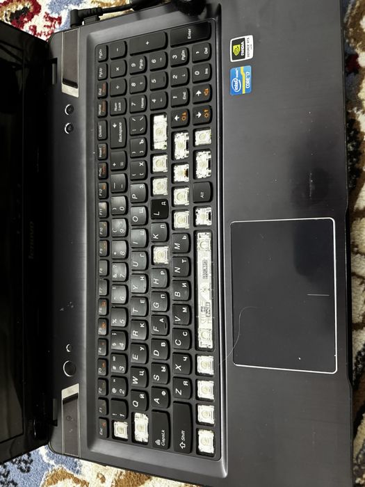 Продам ноут на запчасти