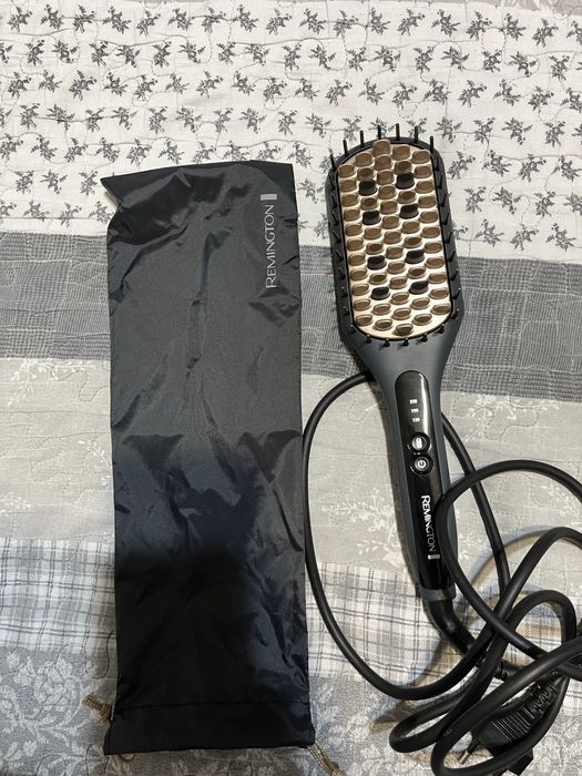 Perie Remington de indreptat parul