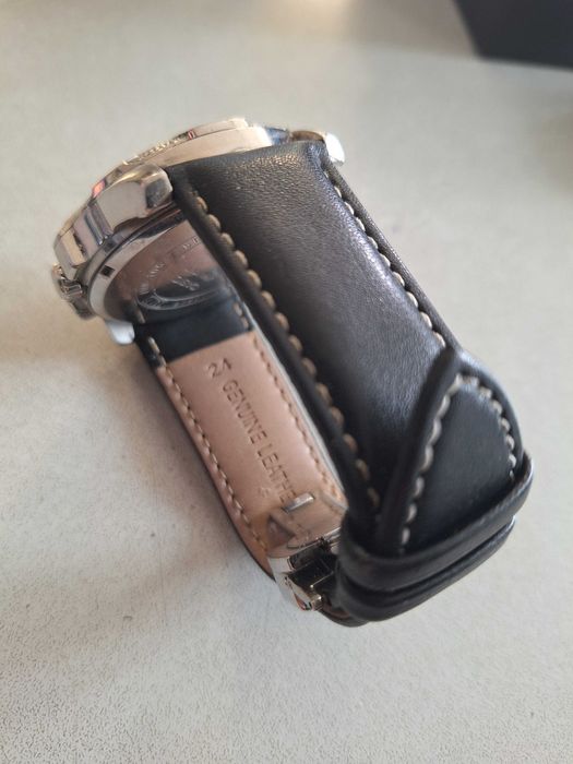 Ръчен часовник Casio AMW-105