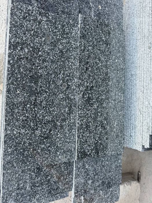 Granit Sokol Fasad Arzon sotiladi