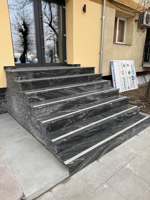 Scari din granit pentru exterior