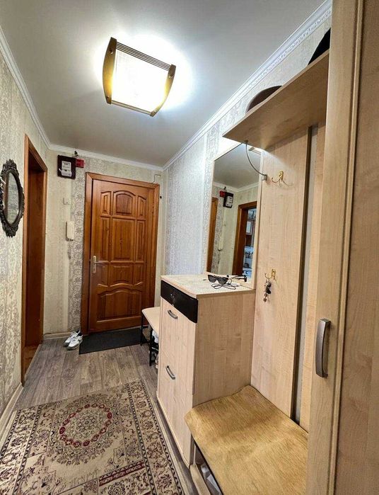 Продам 3 комнатную на 101