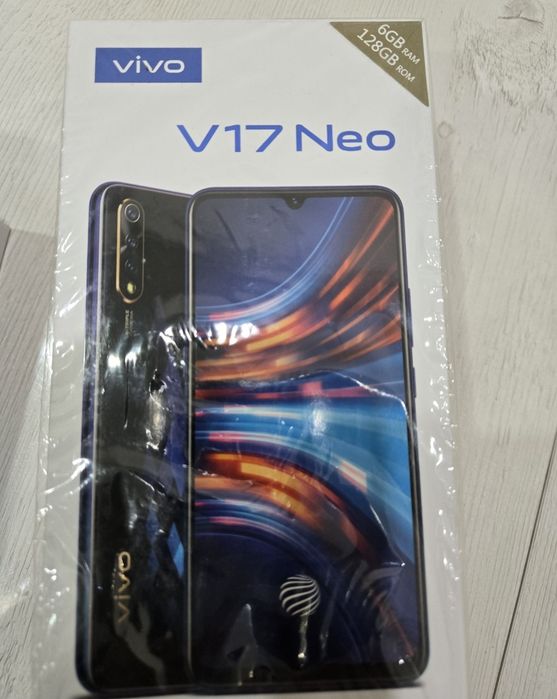 Продам телефон 30000 тг.