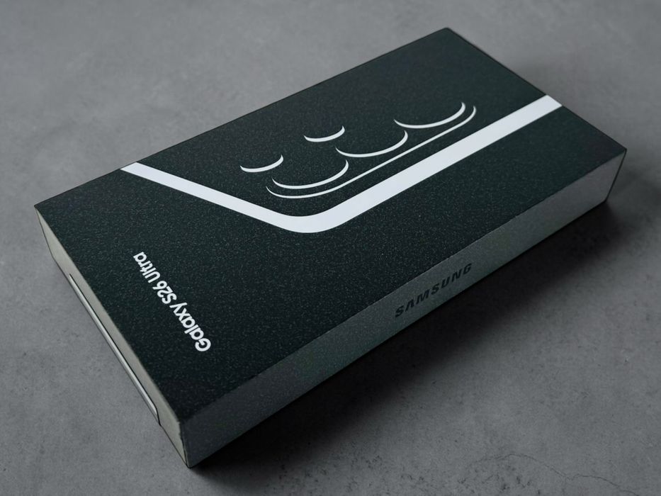 НАЛИЧНИ! Samsung Galaxy S26 Ultra 5G 256GB 12RAM Silver Shadow 2г. Гаранция!