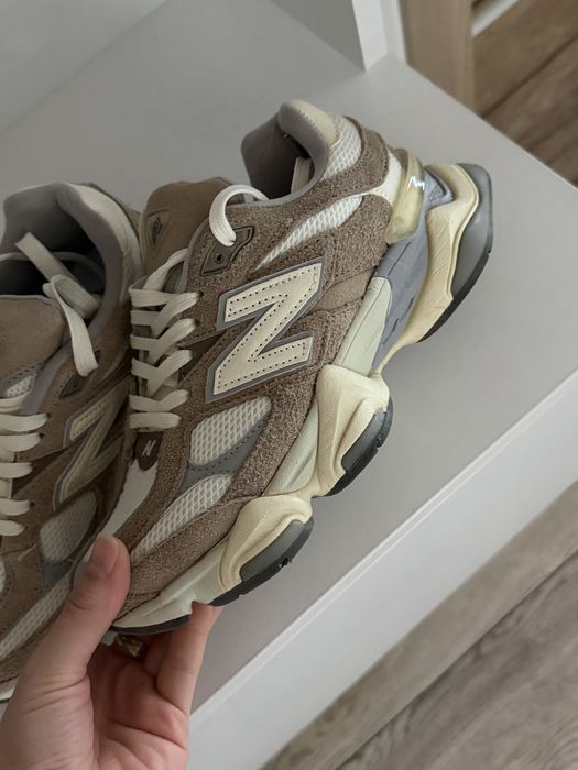 New Balance 9060
