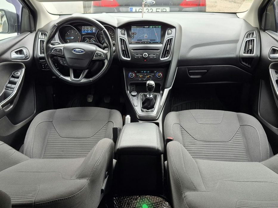 Ford focus titanium 2016 impecabil