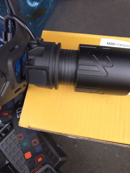 Фонарь налобный ,2в1, с  функцией повербанка