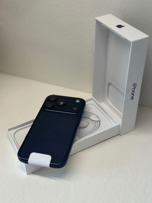 Телефон, Iphone 17pro