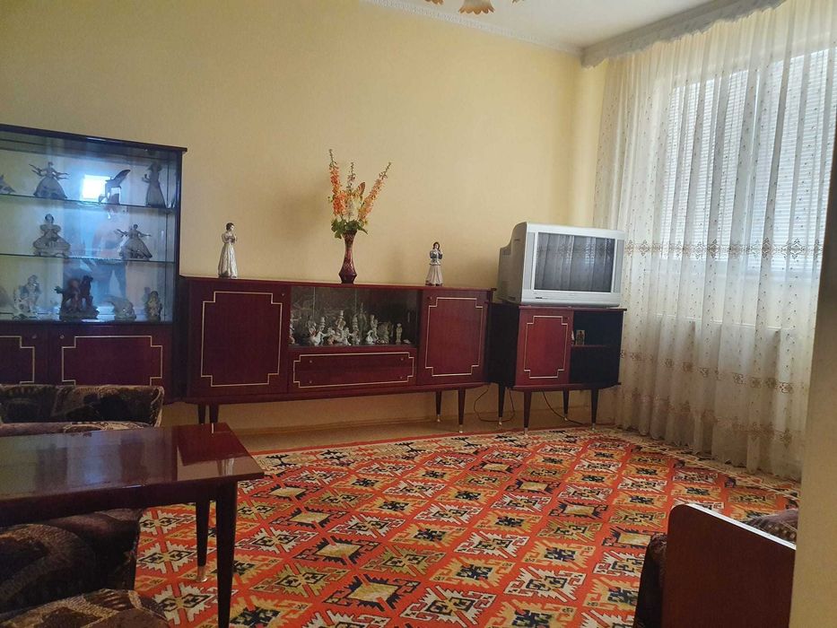 Apartament cu 2 camere,Micro 20