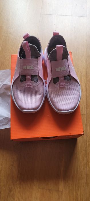 Pantofi noi sport slip-on Nike, Flex Runner 2, Roz pastel,marime 28 EU
