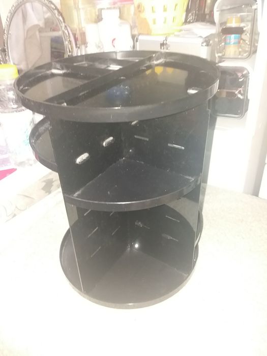 vand suport rotativ pt cosmetice