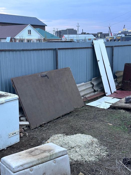 Продаю дверь буу