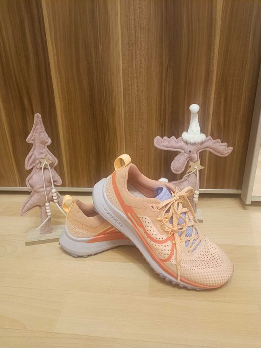Оригинални Дамски маратонки Nike