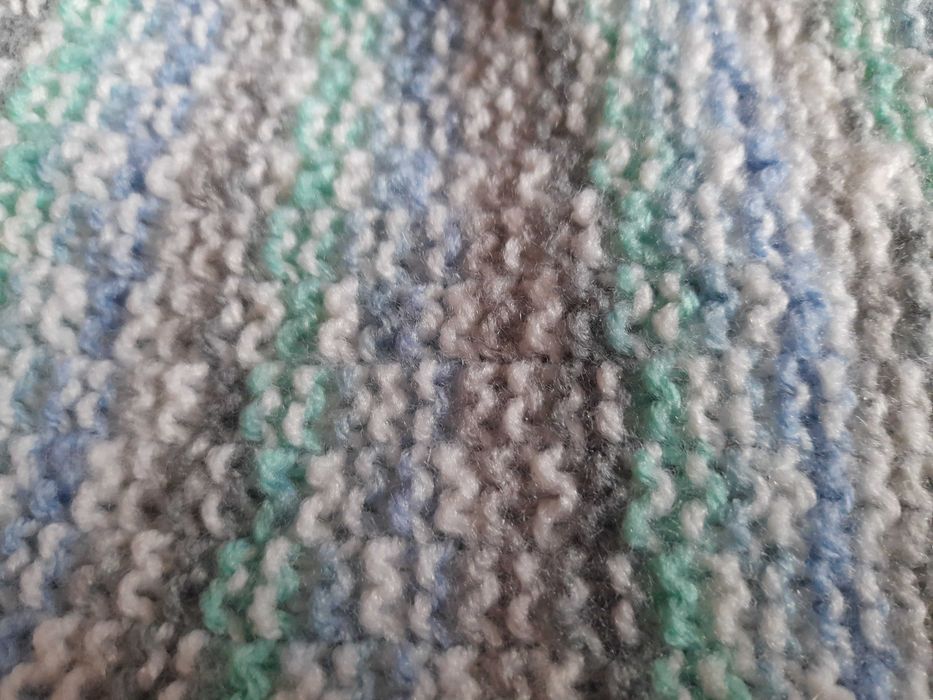 Ръчно плетен кръгъл шал