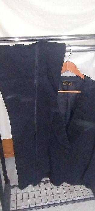 Smoking clasic Negru calitativ in optime conditii