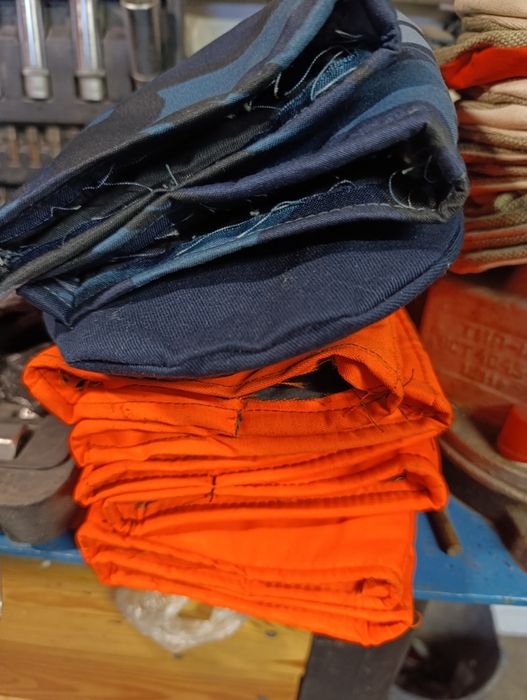 Продам рукавицы комбенирвоные и теплые