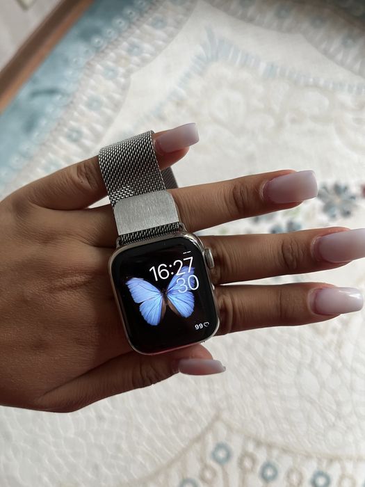 Apple Watch Series 8