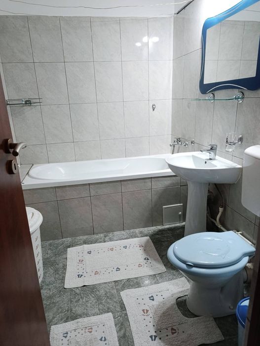 Ap 2 camere  60 mp stradal