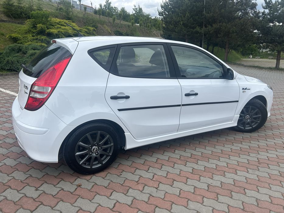 HYUNDAI i30 2011 — imagine 19