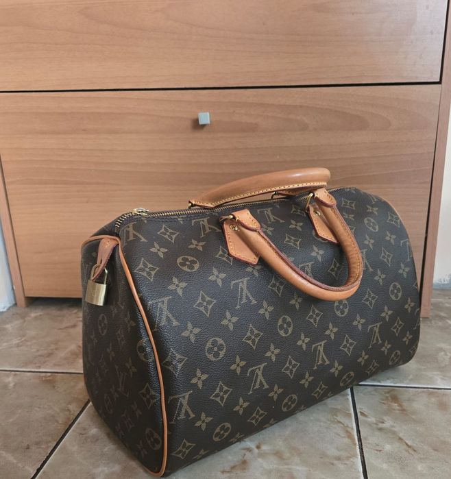 Louis Vuitton естествена кожа