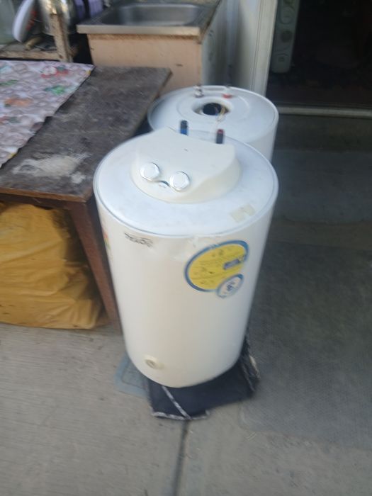 Аристон  100 х80 .