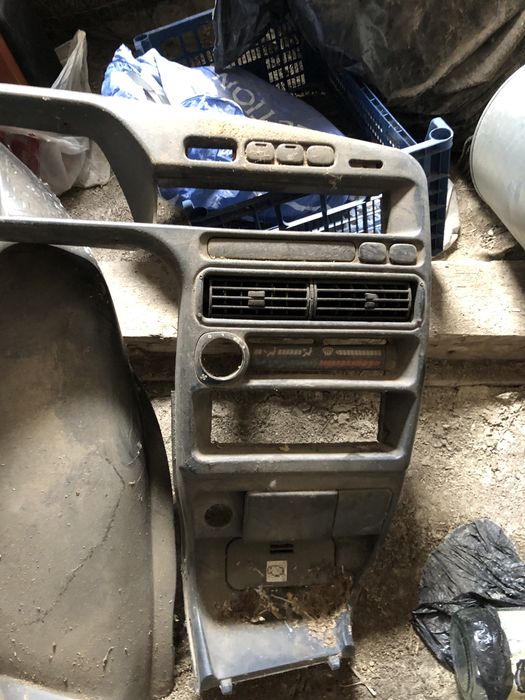 Центральный консоль, подкрылка