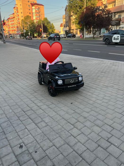 Masinuta Electrica Mercedes Benz G63 - ca noua.