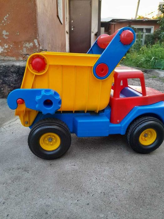 детский самосвал