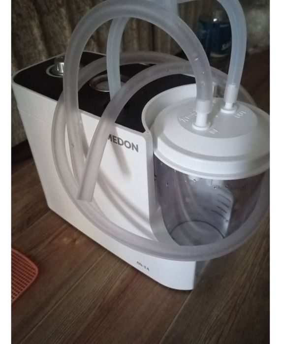 электрический хирургический отсасыватель Amedon AN-1A.