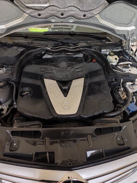De vânzare Mercedes Benz C320 w204 3 L  224 cai automat  din 2007 cu 284000 km reali dețin raport car vertical