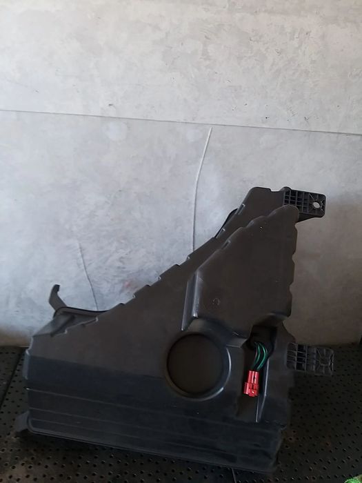 Subwoofer boxa dodge journey 05064298ac