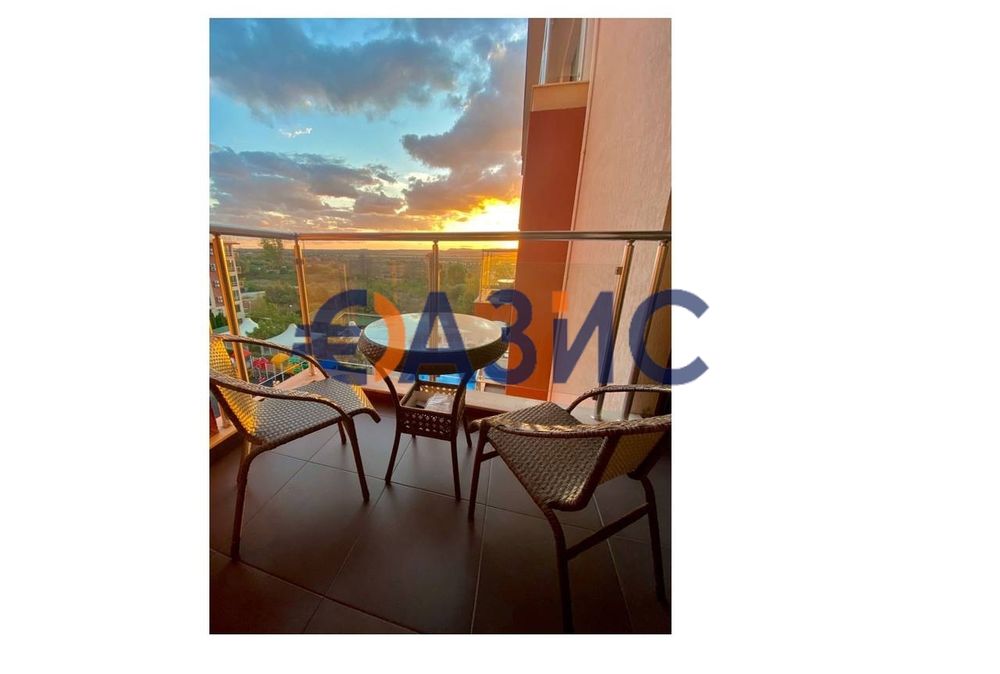 Продава се Двустаен апартамент в к.к. Слънчев бряг - 49 кв.м за 1347 €/кв.м - Снимка #5