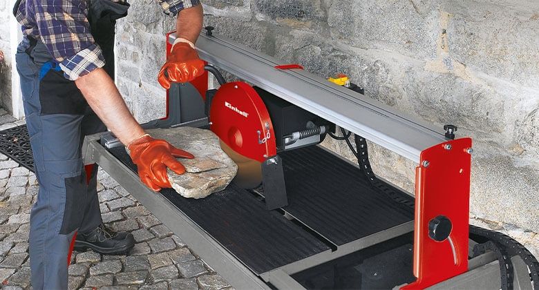 Водно рязане на камък, гранит, гранитогрес, мрамор, варовик и др.