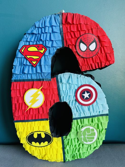 Пинята Отмъстителите / Avengers