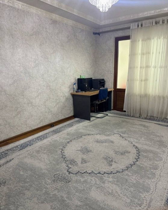 Продаётся квартира Юнусабад 18кв 2*3/1/4