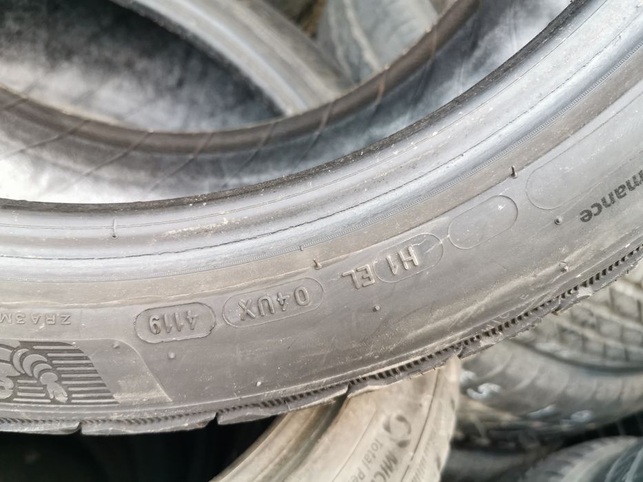235 45 18 michelin 4бр