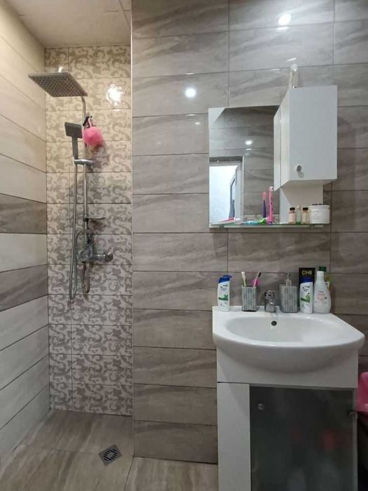 Продава се Тристаен апартамент в Велико Търново, Център - 72 кв.м за 2431 €/кв.м - Снимка #9