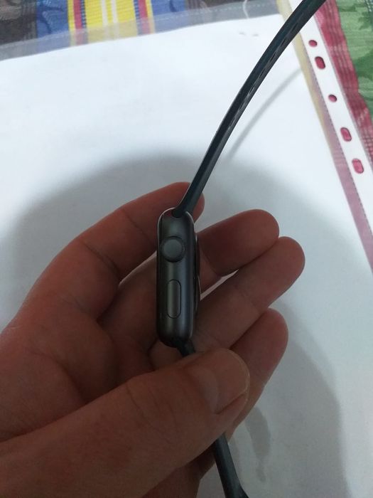 Продам часы APPIE WATCH series 3.ОРИГИНАЛ