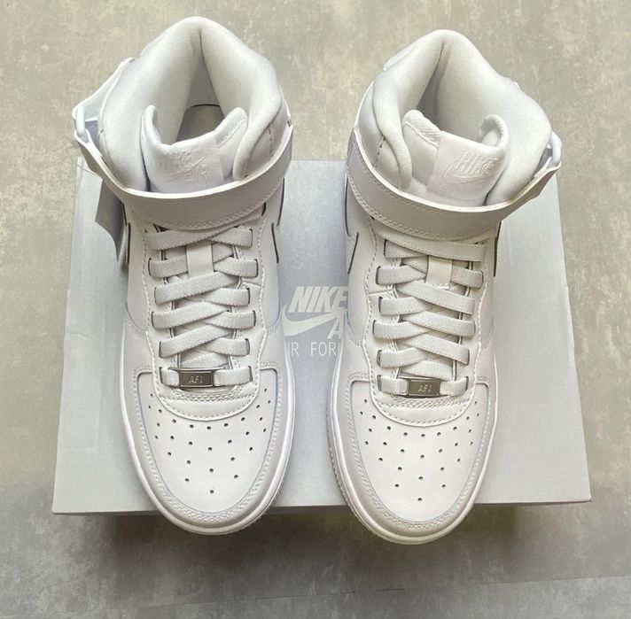 Adidasi Nike Air Force 1 Mid Triple White