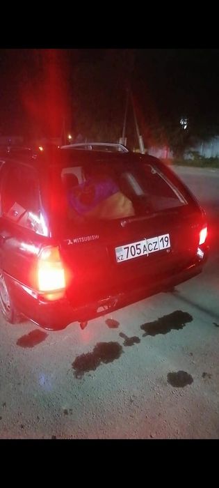 Срочно Срочно продам митсубиси лансер дутыи