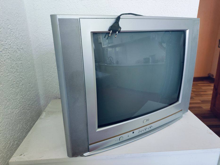 Телевизор LG телевизор