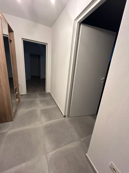 Ap 3 camere se inchireaza