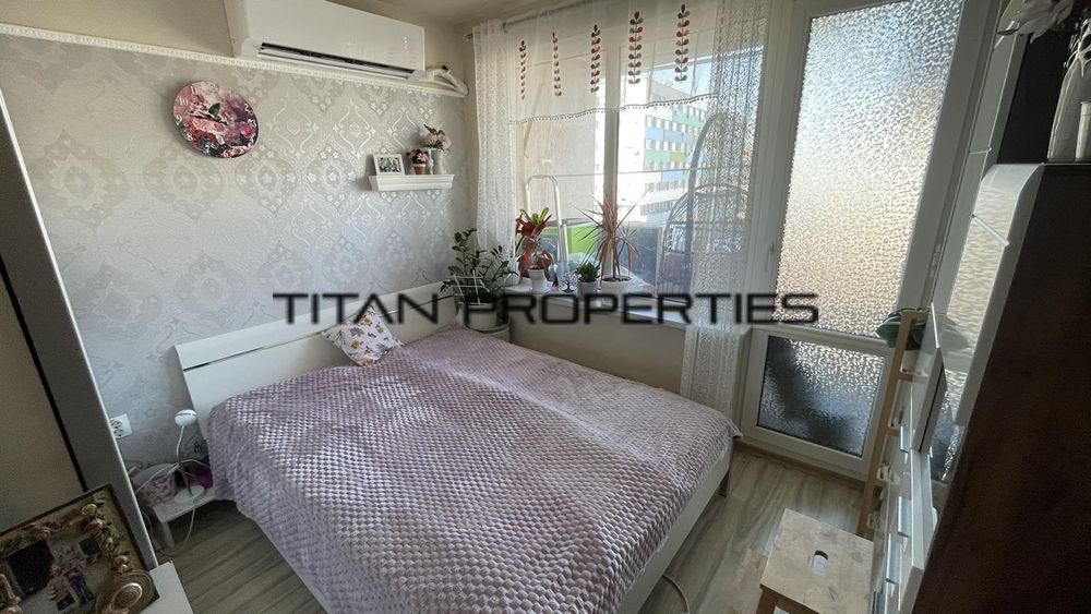 Продава се Двустаен апартамент в Бургас, Зорница - 56 кв.м за 2304 €/кв.м - Снимка #3