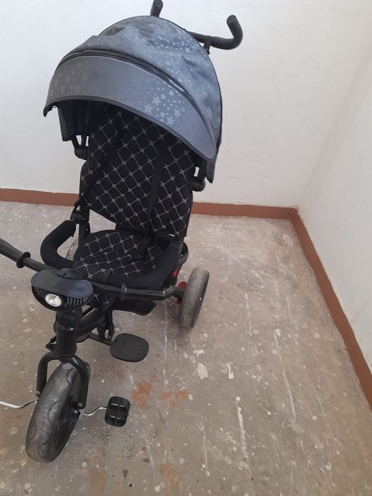 Vand tricicleta stare buna