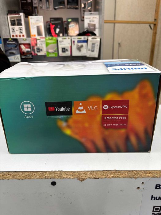 Videoproyektor / Видеопроектор