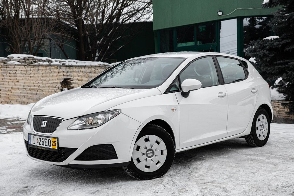 Seat       ibiza