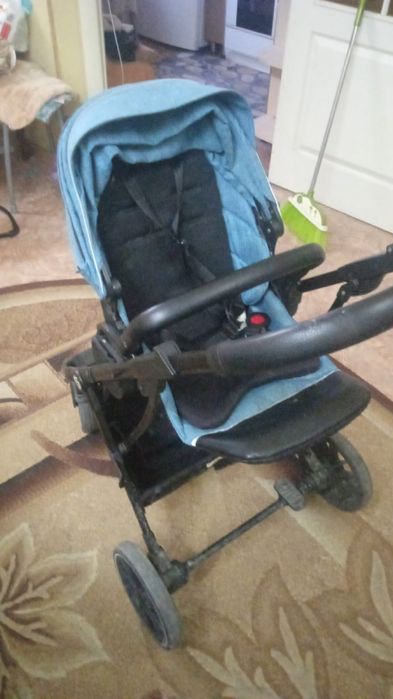 Продам манеж и коляску